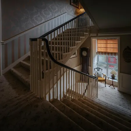 Killiane Castle & Farm 4*