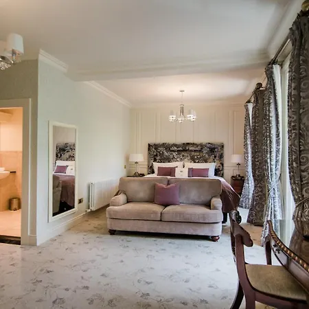 Killiane Castle & Farm 4*