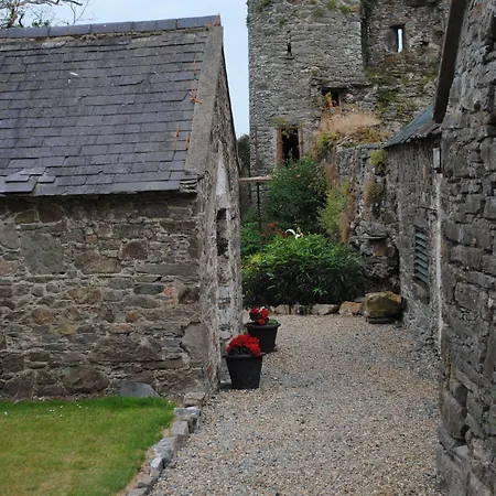 Killiane Castle & Farm 4*